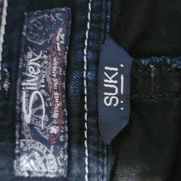 Silver Jeans * Like New* - Picture 2 of 11